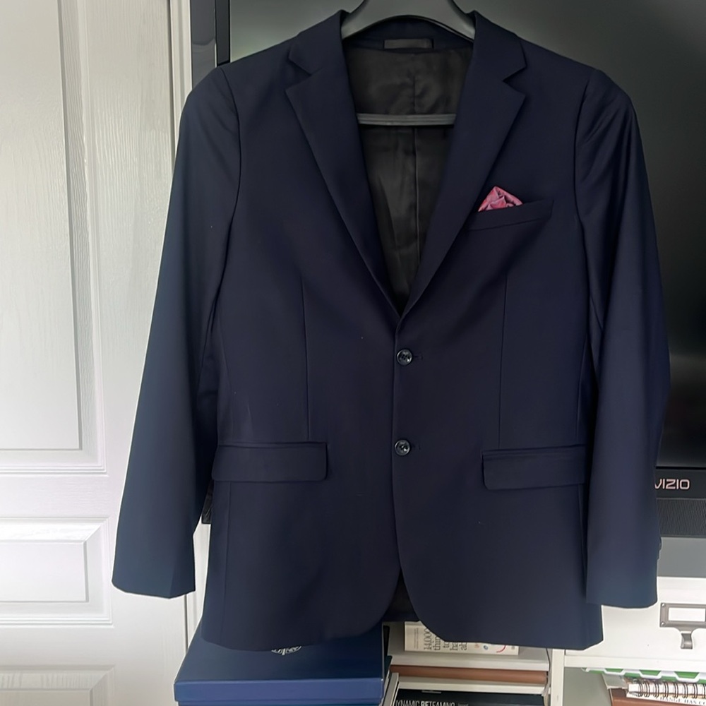 Gorgeous Isaac Mizrahi Teen Sportcoat - size 18. Never worn.